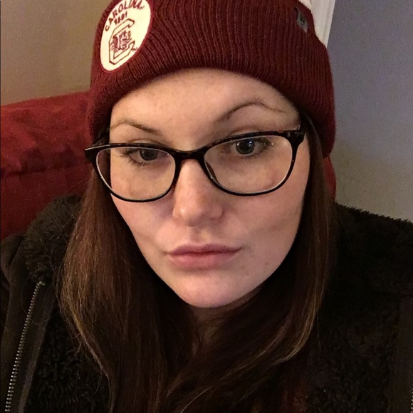 Meet your Posher, Megan - Picture 1 of 1